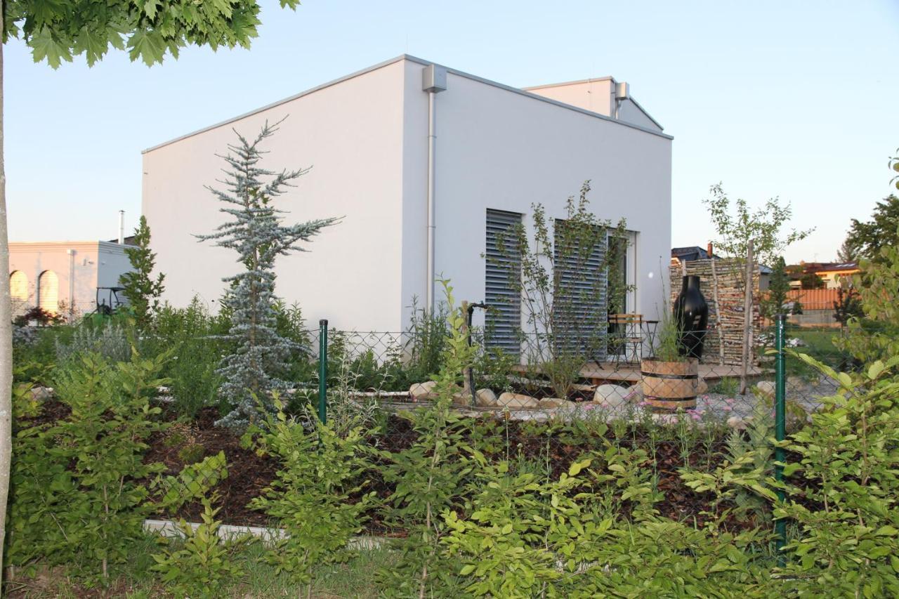 Apartmany Hluboka Nad Vltavou S Vyhledem Na Zamek Luaran gambar