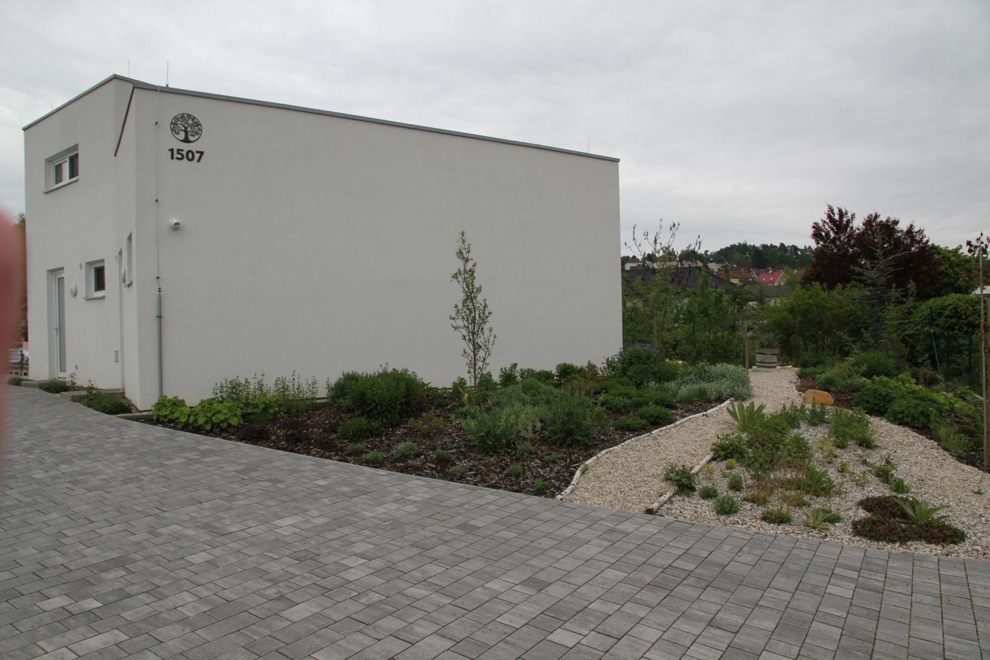Apartmany Hluboka Nad Vltavou S Vyhledem Na Zamek Luaran gambar